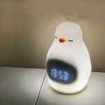 Tong Tong Pengiun Clock Lamp